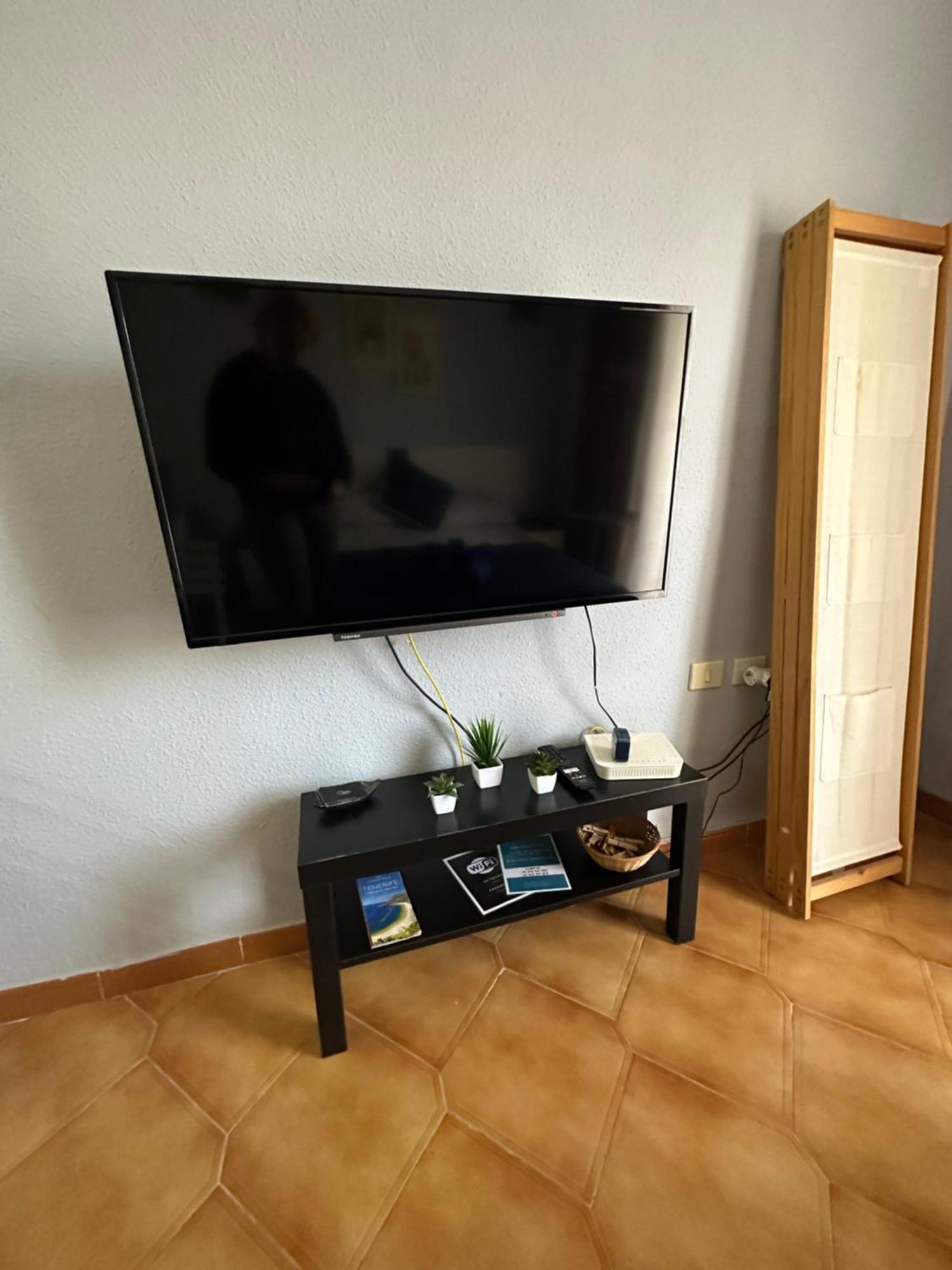 Tenerife Beach Front & Sea View Лос Кристианос Екстериор снимка